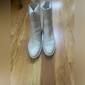 Dolce Vita Linza Boot